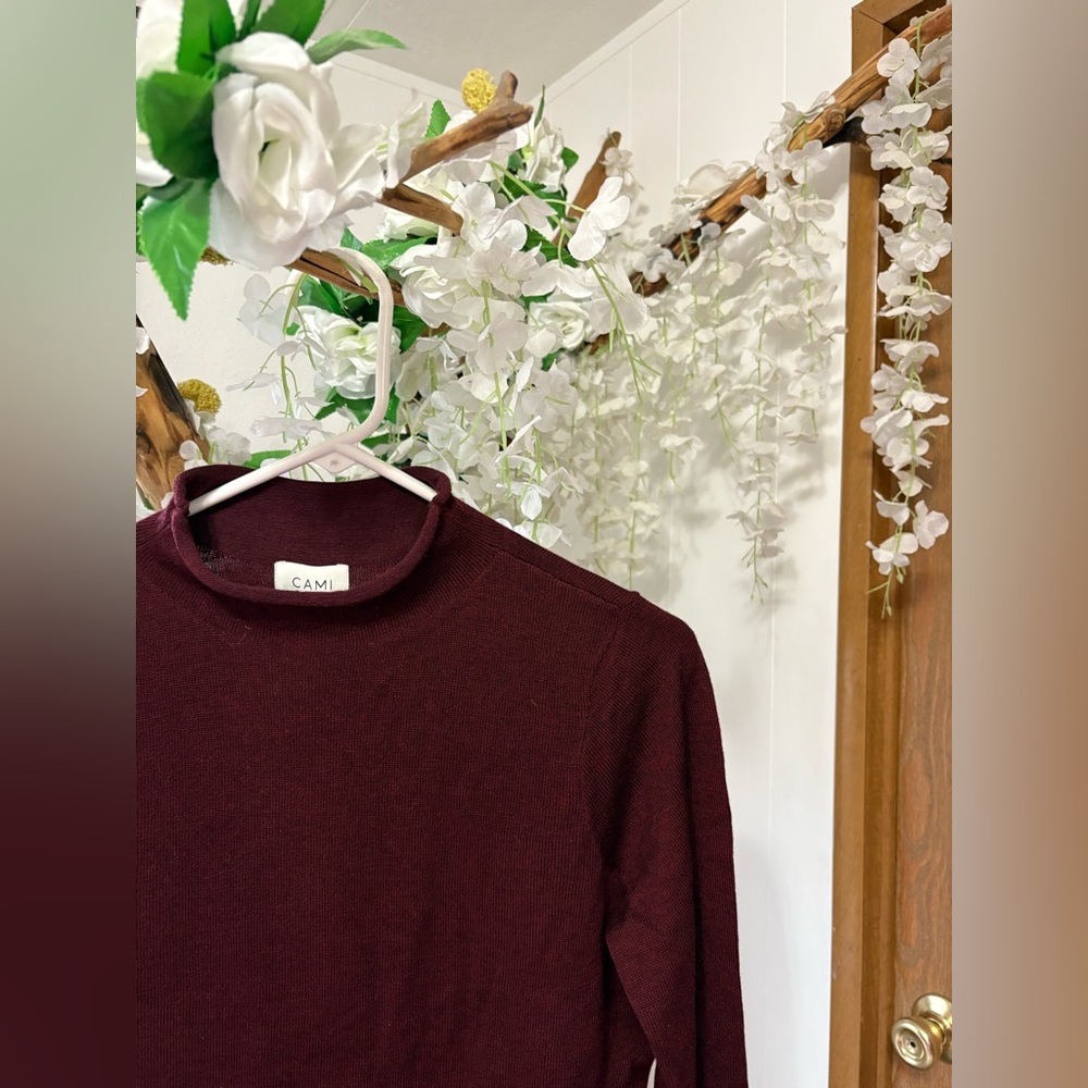 Cami NYC Women's Crewneck Sweater in Burgundy - Picture 6 of 10